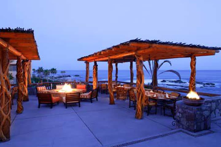 Restaurant at the Esperanza Resort in Cabo San Lucas