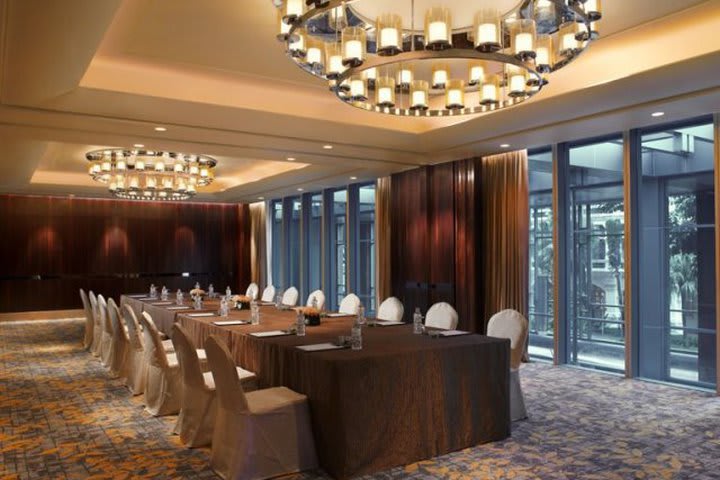 Event room with exterior view at the Carlton Singapore hotel