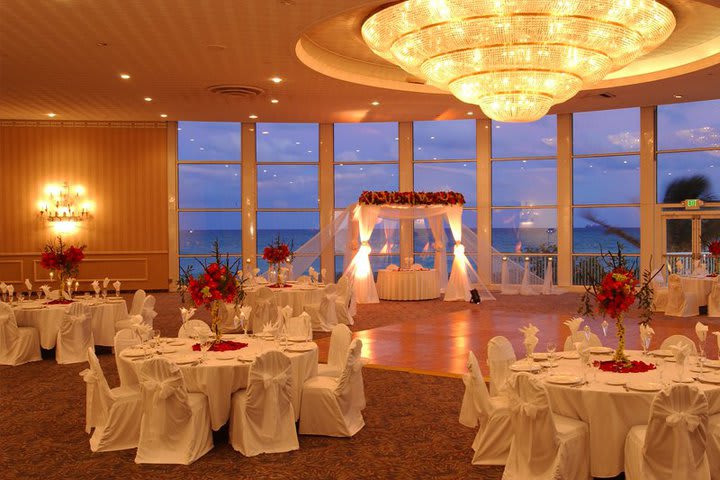 Eventos sociales en el hotel Deauville Beach Resort en Miami