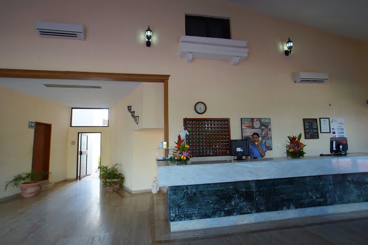 Front desk of the Imperial Las Perlas hotel