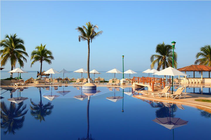 Ocean view from the pool