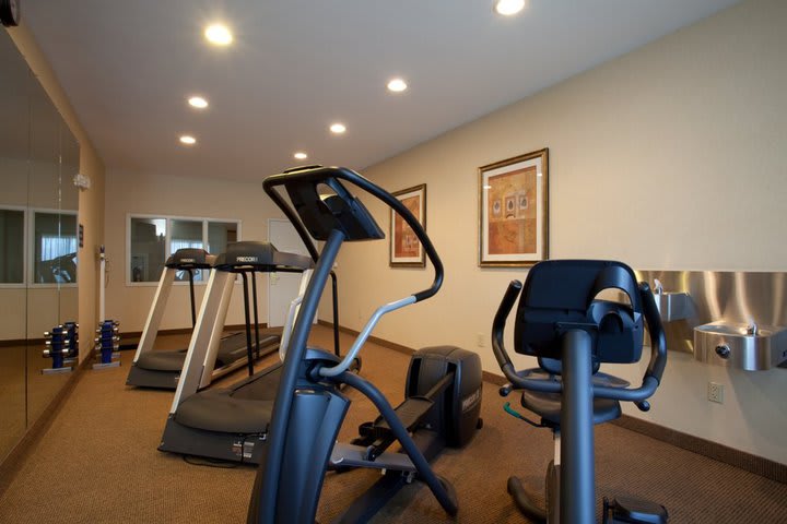 Holiday Inn Express Las Vegas cuenta con gimnasio