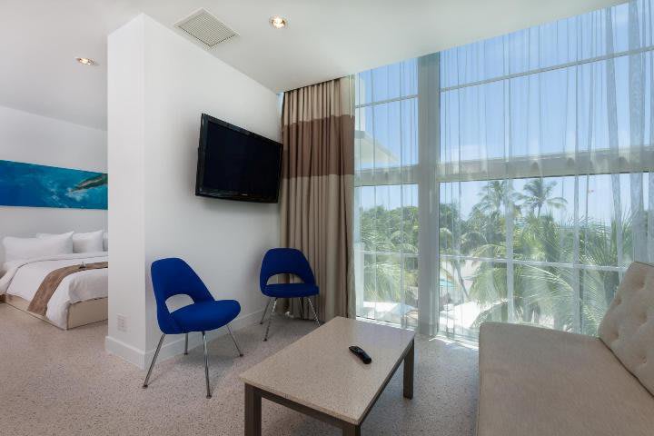 Sitting area in a guest room at the Clevelander Hotel in Miami
