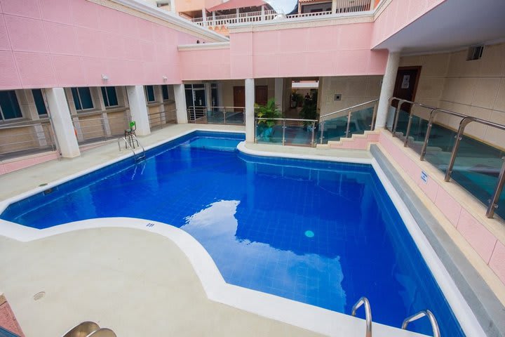 Piscina