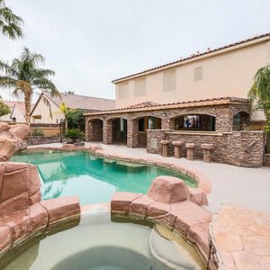 Luxury Estate 4bdrm Pool Spa Oasis Pets Welcome