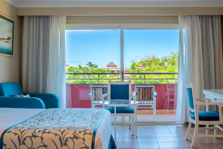 Double guest room with garden view