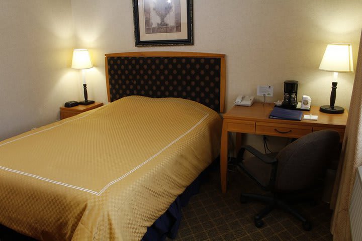 Best Western Convention Center Hotel has 83 guest rooms