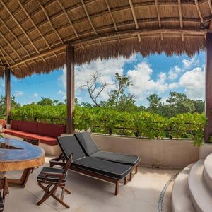 Niwa Tulum Luxury Suites