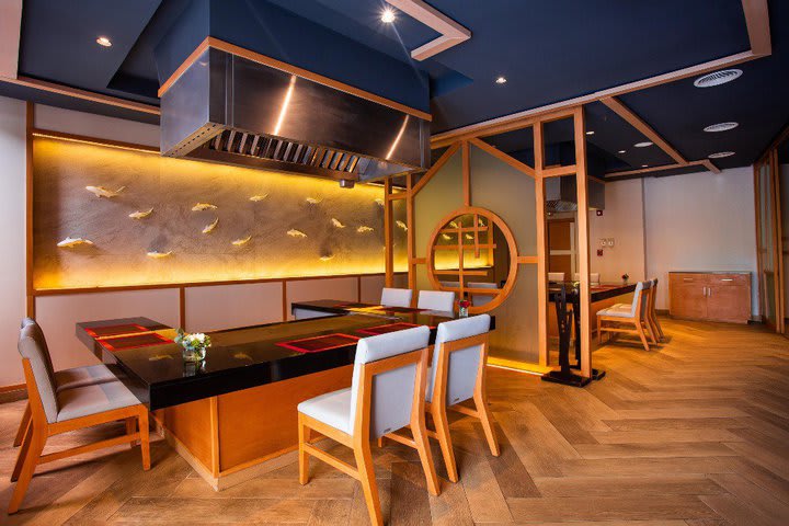 Himitsu restaurant