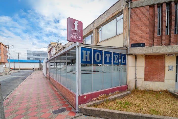 Hotel cerca de la Embajada Americana