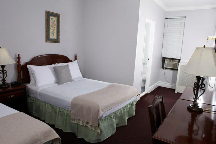 Guest room with two beds at Hotel Grand Union in New York