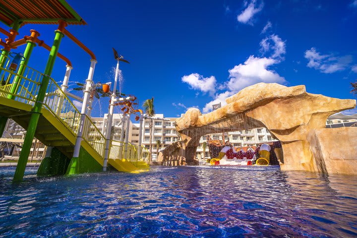 Shipwreck Cove water park