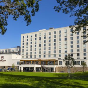 DoubleTree by Hilton Hotel Niagara Falls New York