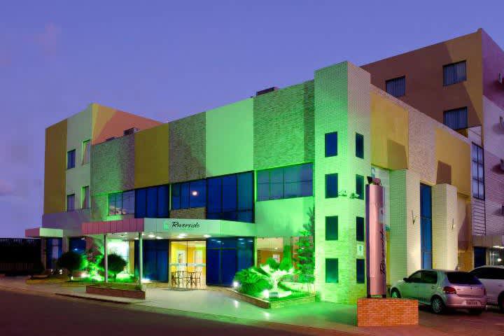 Riverside Farol Hotel