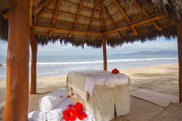 Spa services in front of the sea are available