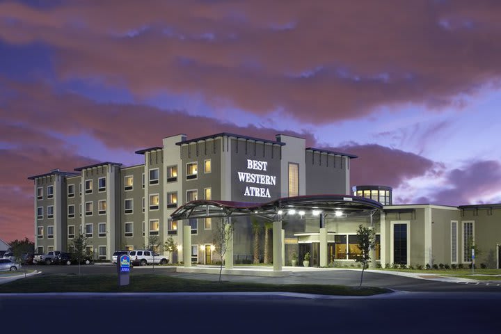 Best Western Plus Atrea Hotel & Suites