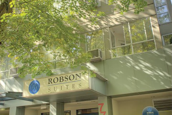 Robson Suites