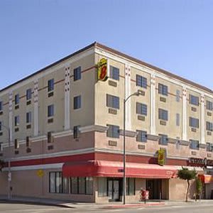 Super 8 by Wyndham Hollywood/LA Area