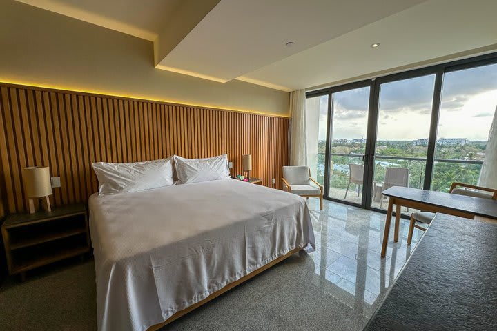 Deluxe guest room with river view