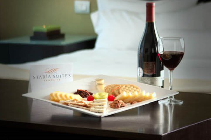 Hotel Stadía Suites Mexico City Santa Fe