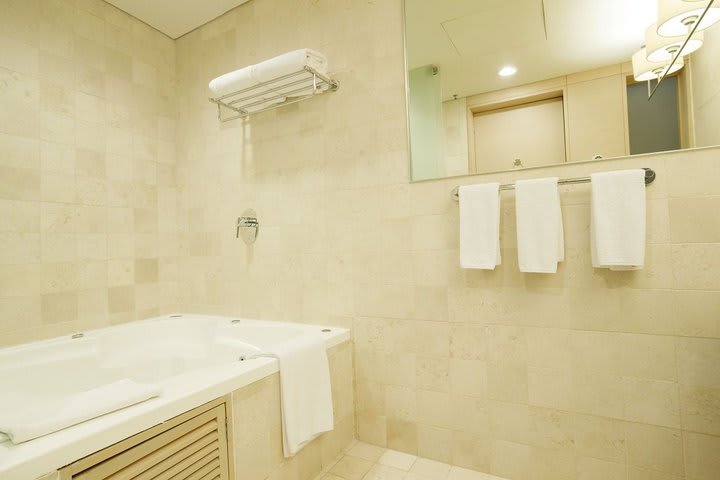 Baño de una junior suite