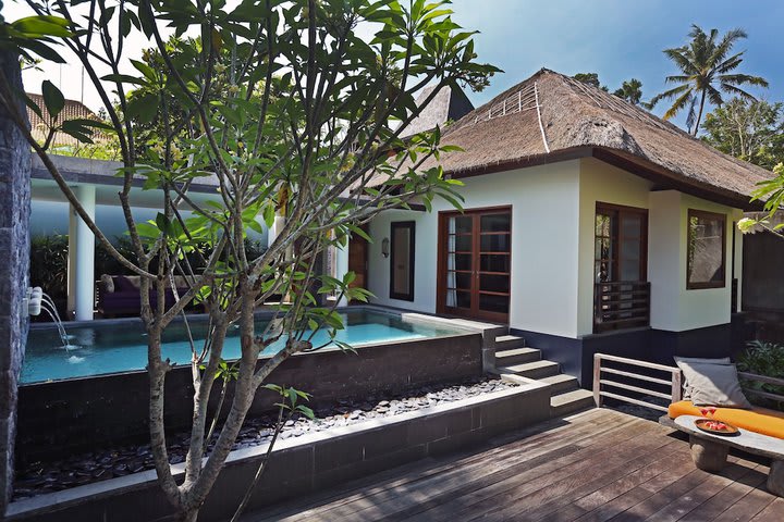 Villa (Bamboo Pool)