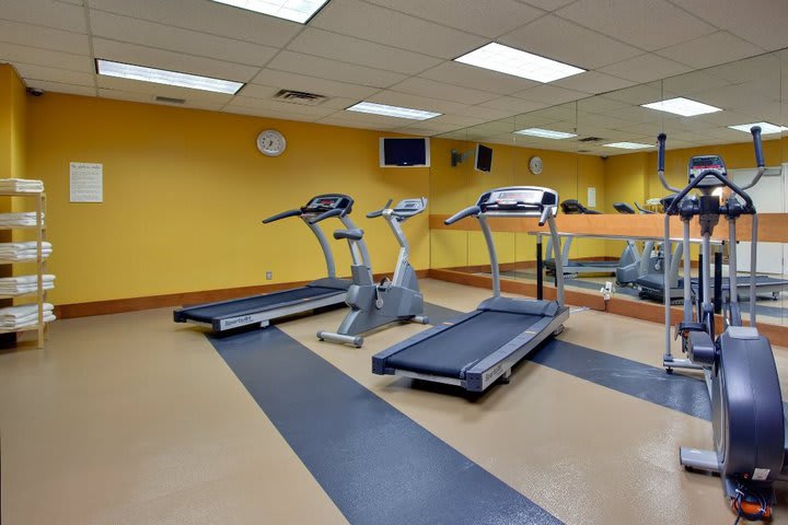 Fitness center at Hotel Indigo in Toronto