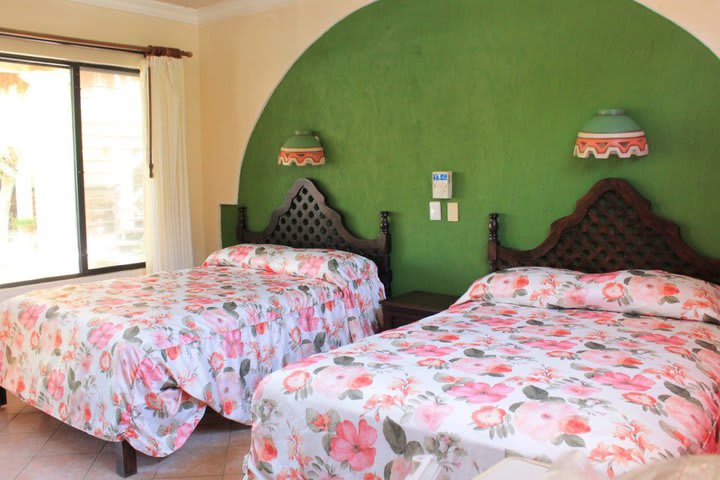 Double guest room at Cabañas María del Mar, hotel on Playa Norte Beach