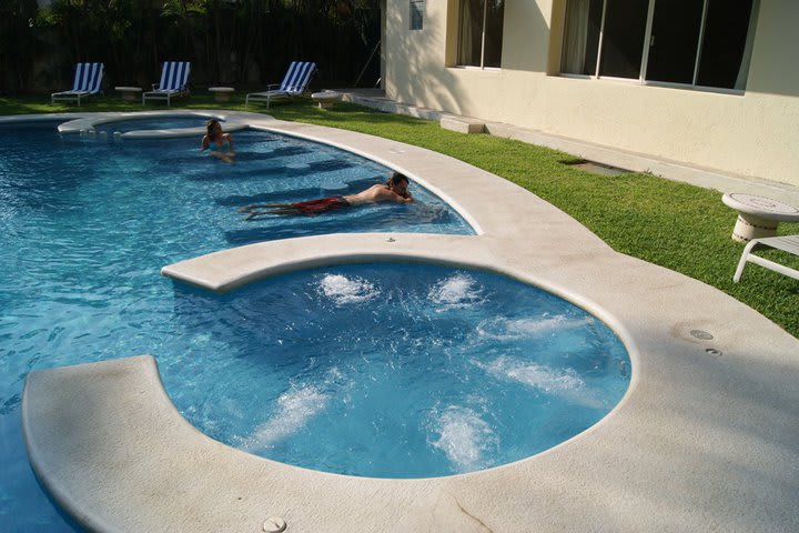 Jacuzzi at Villamar Princesa