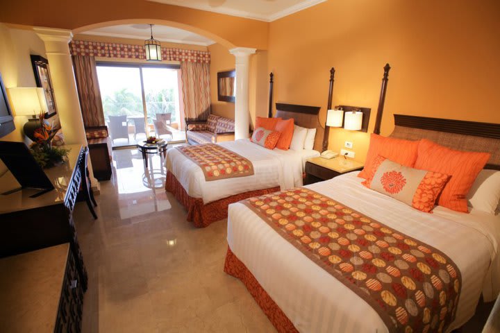 Junior suite con vista a los jardines