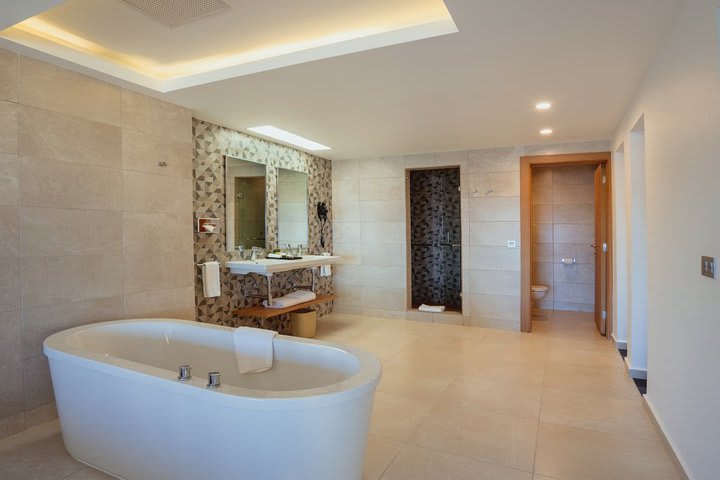 Private bathroom of a suite