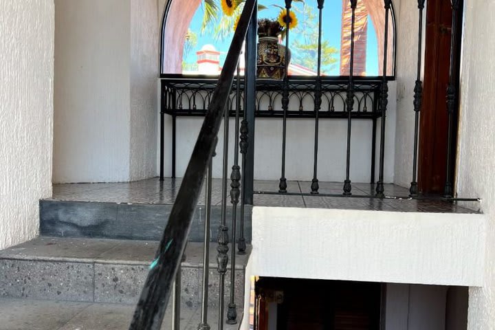 Escaleras en una villa de lujo