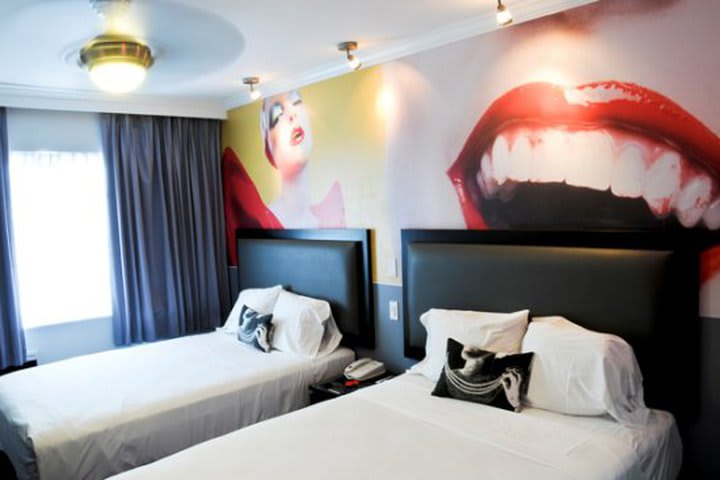 Fashionhaus Hotel has 48 guest rooms