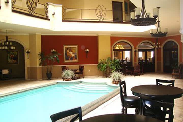 Clarion Suites Mediterráneo San Pedro Sula