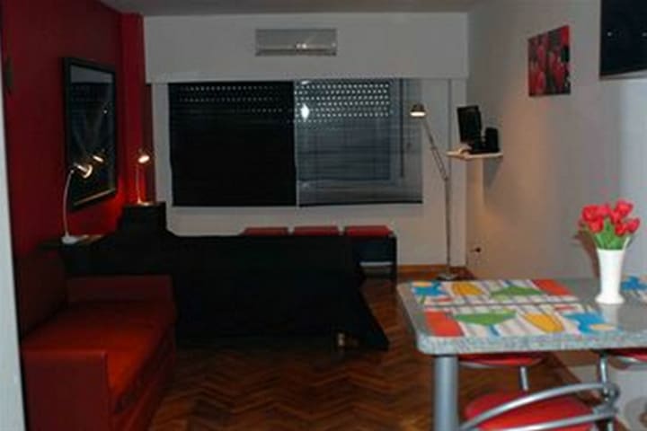 Departamento en el hotel Easy Downtown Cordoba, hotel en Buenos Aires