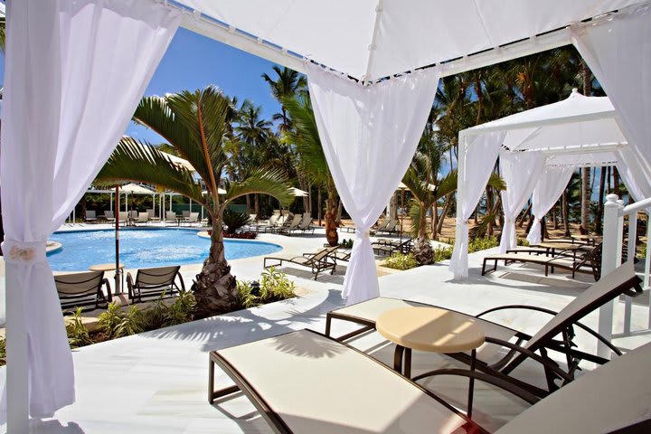 Sun loungers by the pool