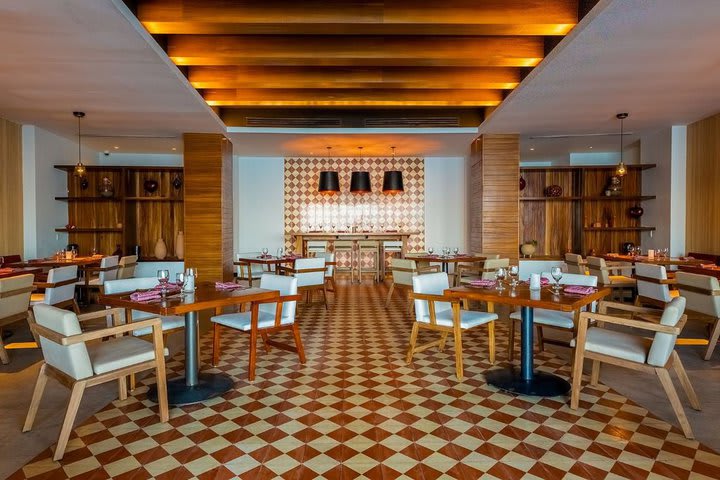 Maxal, Mexican restaurant