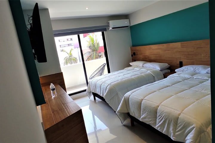 Deluxe double guest room