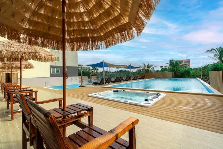 PriceTravel - Viaja fácil, sin pretextos