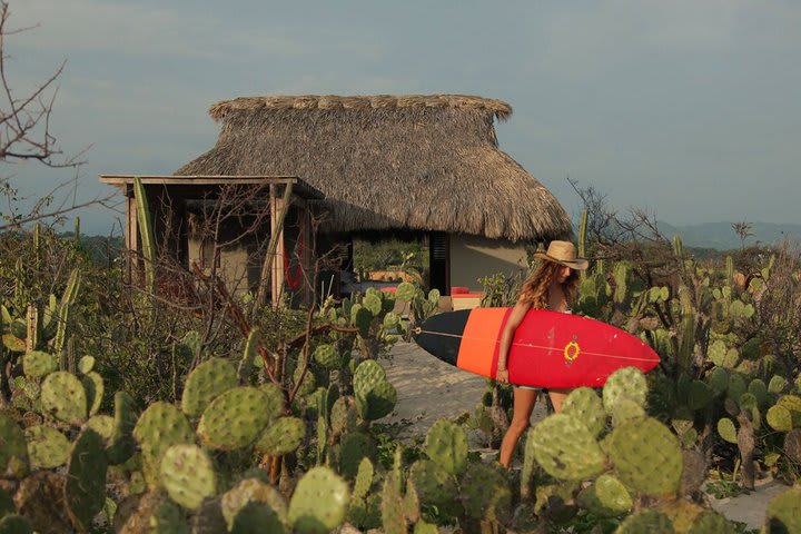 Exterior de uno de los 16 bungalows