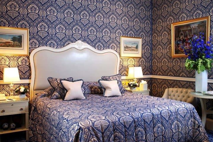 Classic Room, 1 King Bed