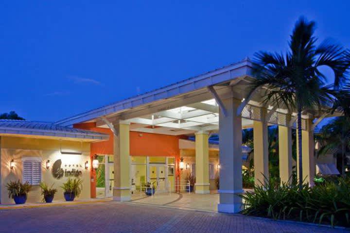 Hotel Indigo Miami Lakes