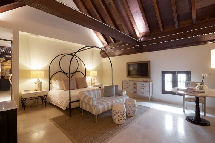 Habitación con una cama