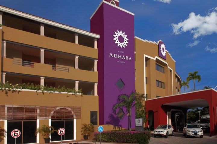 Adhara Hacienda Cancún