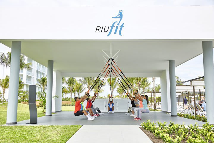 The complex has daily activities in the RiuFit