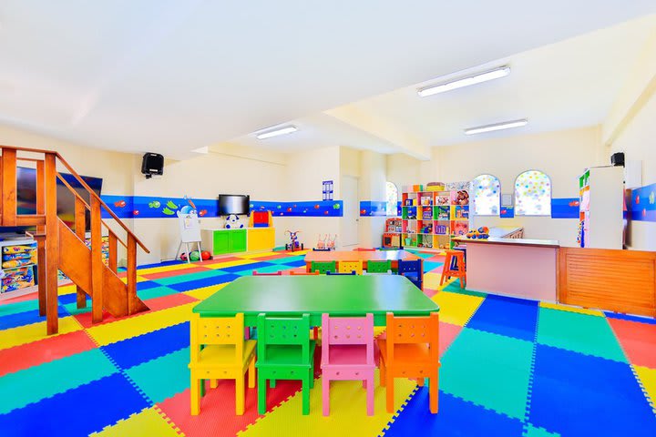 Interior del club de niños