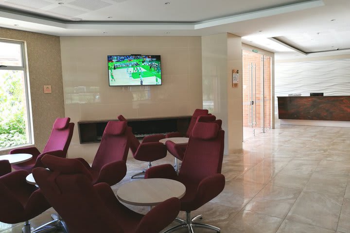 Lobby with a sitting area