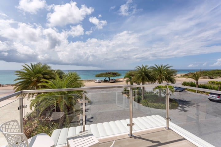 Balcony overlooking the sea