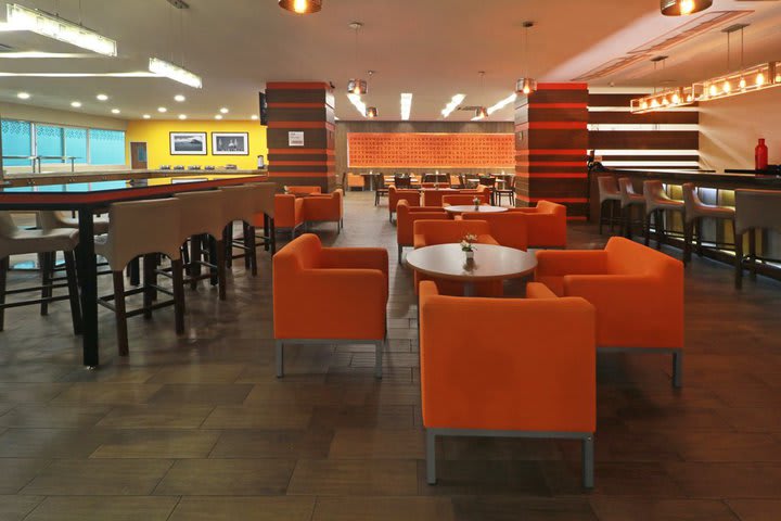 Interior del bar