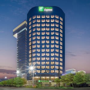 Holiday Inn Express Beijing Yizhuang Tongminghu, an IHG Hotel